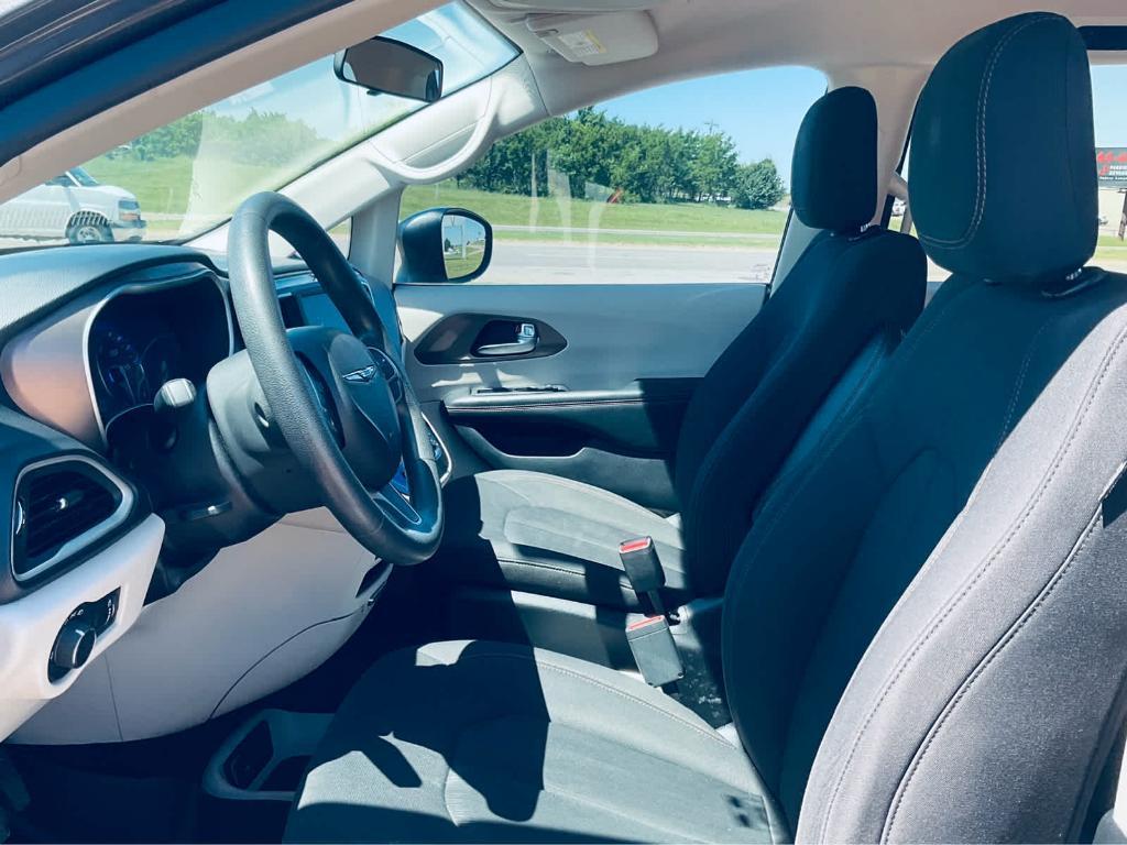 used 2018 Chrysler Pacifica car, priced at $15,000