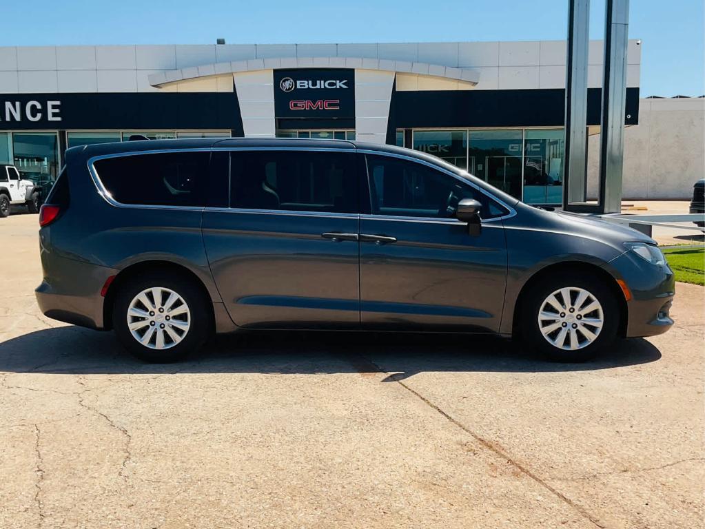 used 2018 Chrysler Pacifica car, priced at $15,000
