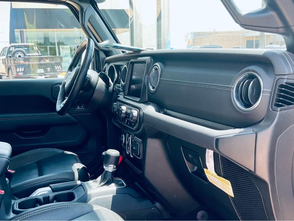 used 2022 Jeep Gladiator car, priced at $33,500