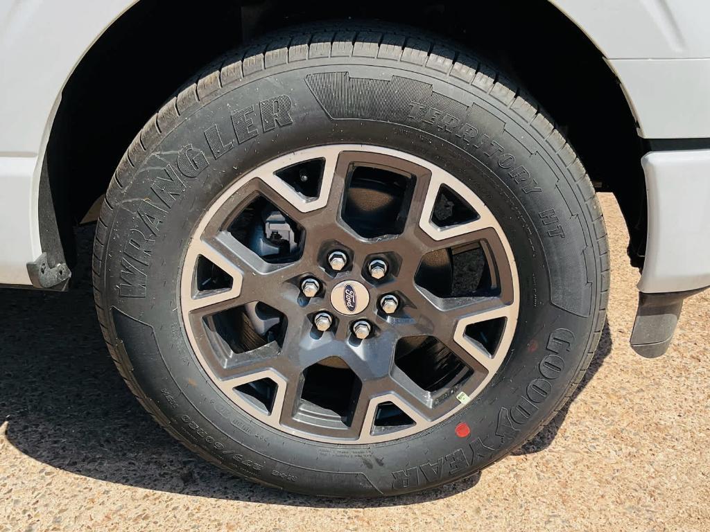 new 2025 Ford F-150 car, priced at $39,965
