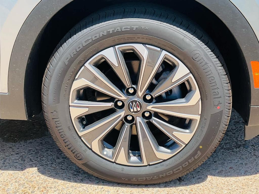 new 2025 Buick Envision car, priced at $38,040