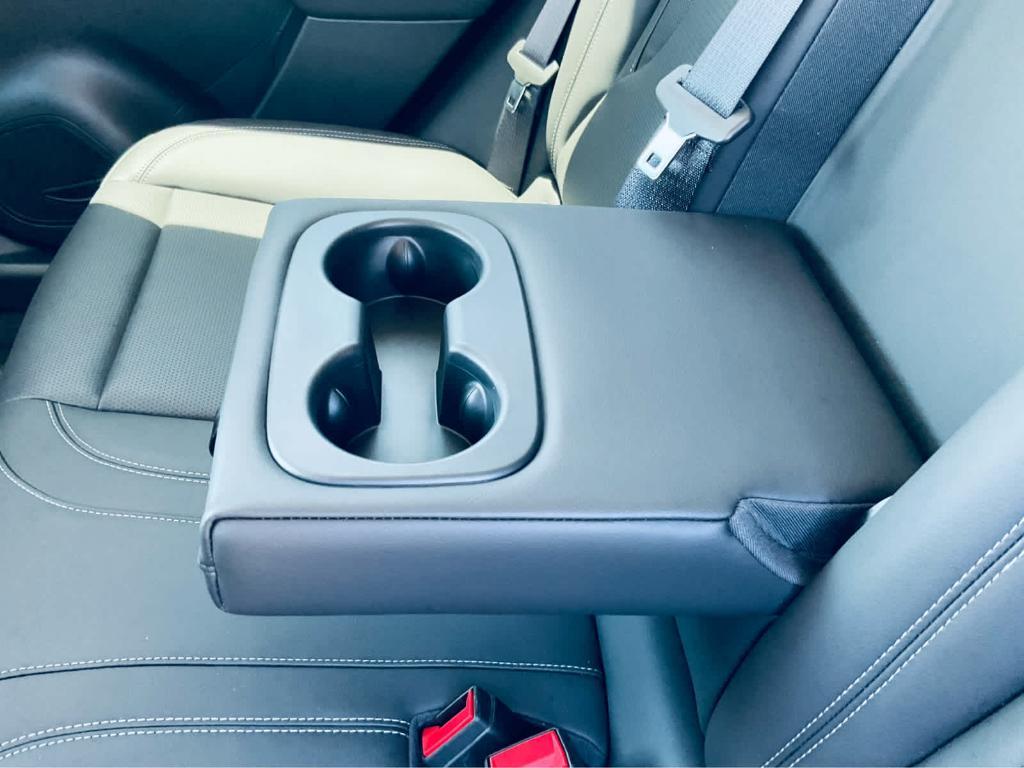 new 2025 Buick Envision car, priced at $38,040
