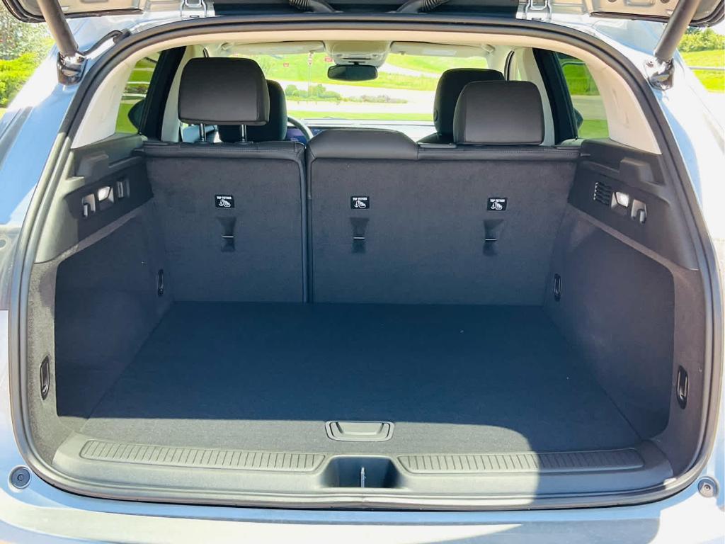 new 2025 Buick Envision car, priced at $38,040