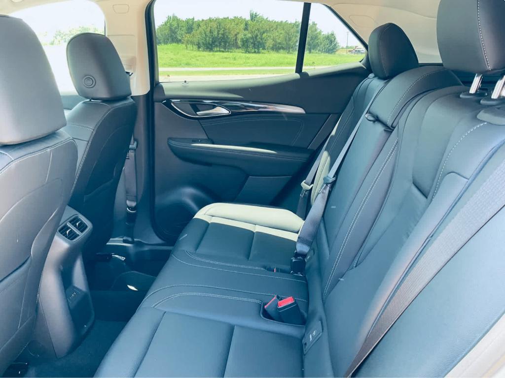 new 2025 Buick Envision car, priced at $38,040