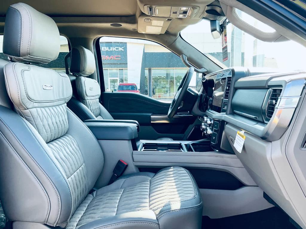 new 2025 Ford F-250 car, priced at $100,850