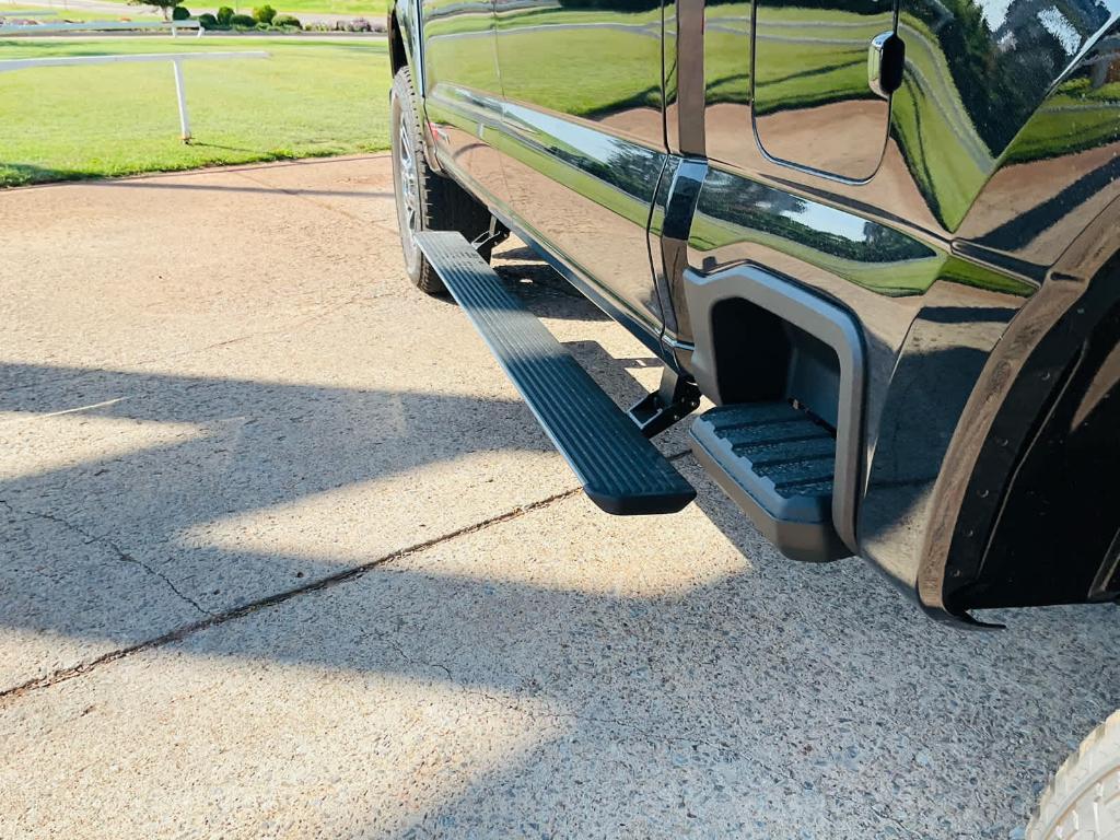 new 2025 Ford F-250 car, priced at $100,850
