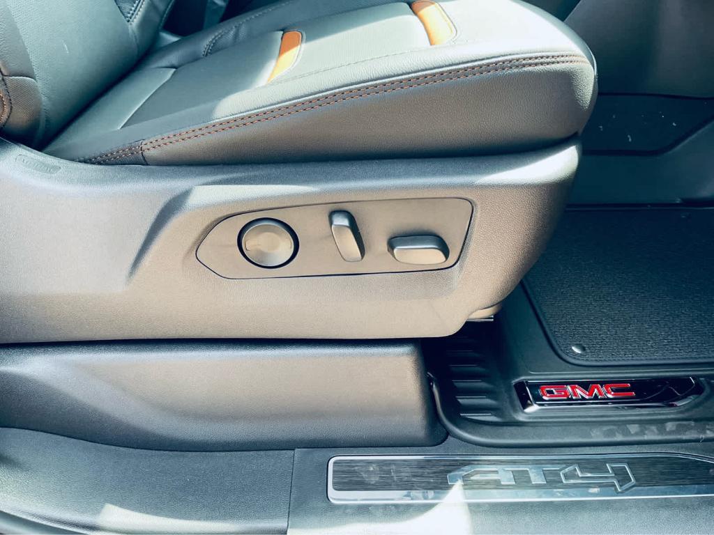 new 2025 GMC Sierra 2500 car, priced at $84,255