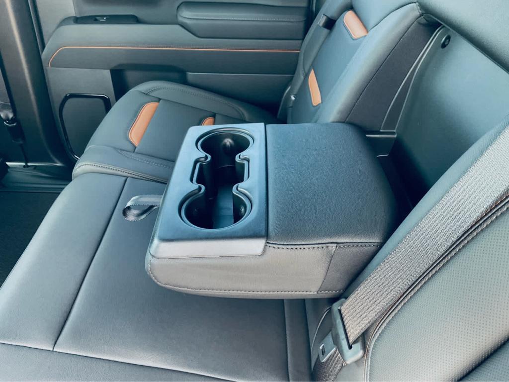 new 2025 GMC Sierra 2500 car, priced at $84,255