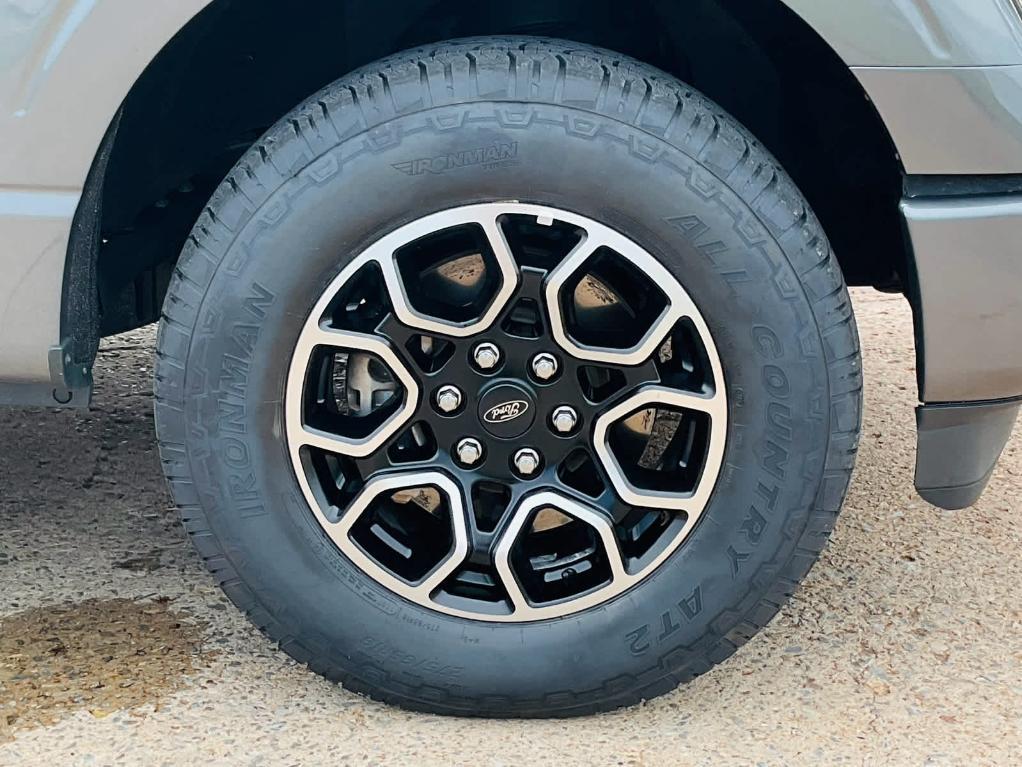 used 2022 Ford F-150 car, priced at $35,000