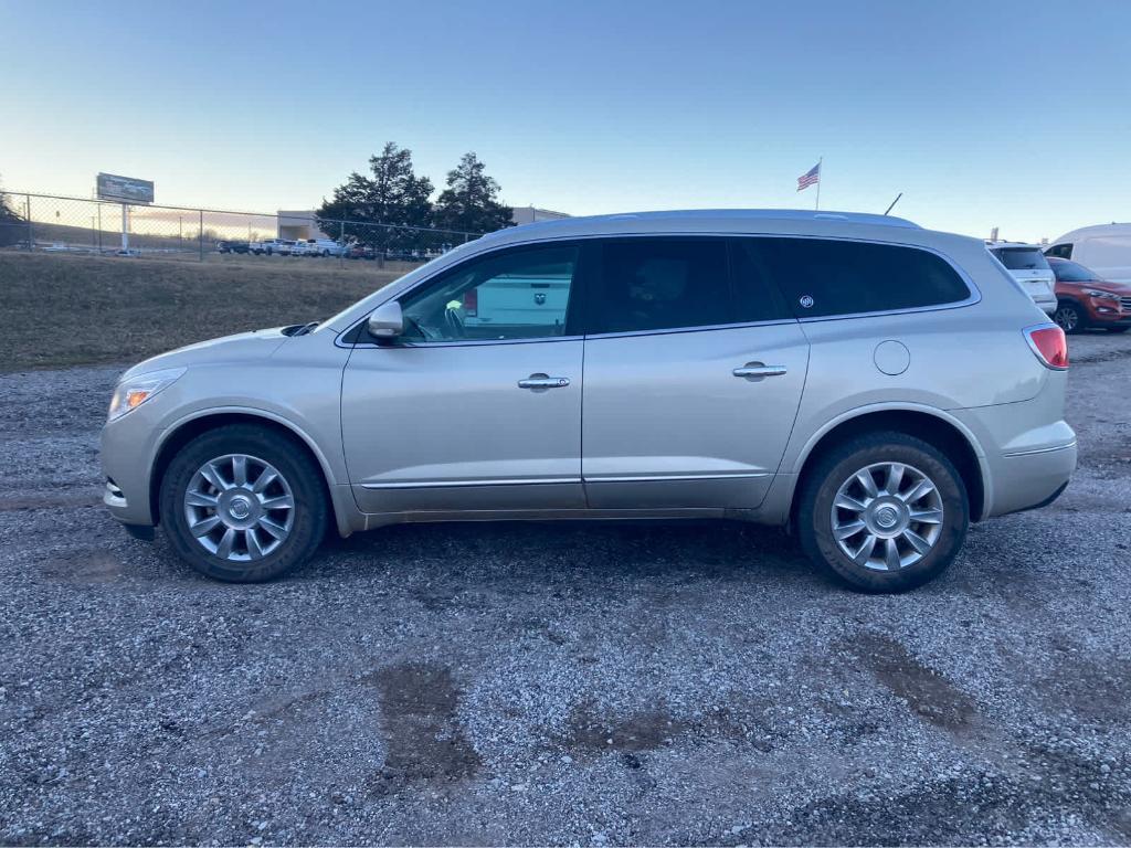 used 2015 Buick Enclave car, priced at $13,500