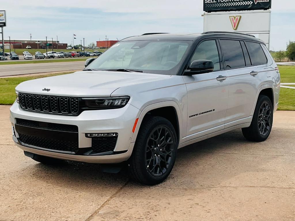 new 2025 Jeep Grand Cherokee L car, priced at $64,153
