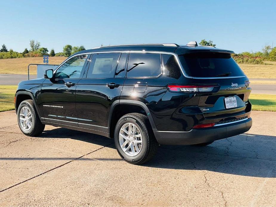 new 2024 Jeep Grand Cherokee L car, priced at $40,220