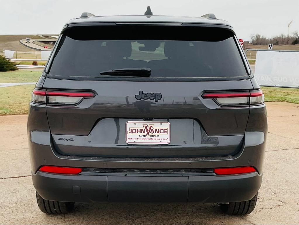 new 2025 Jeep Grand Cherokee L car, priced at $43,075