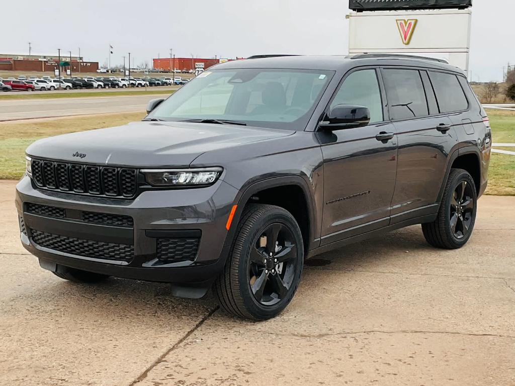 new 2025 Jeep Grand Cherokee L car, priced at $43,075