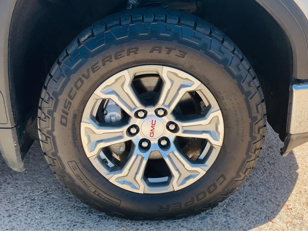 used 2021 GMC Sierra 1500 car, priced at $33,000