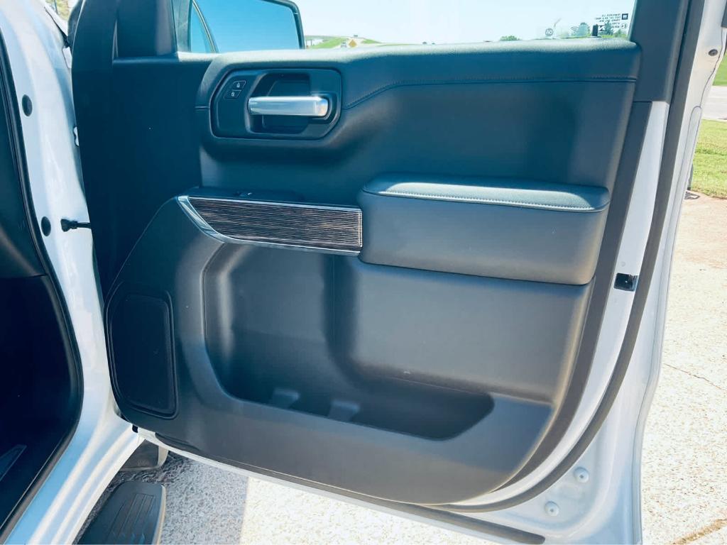 used 2021 GMC Sierra 1500 car, priced at $33,000