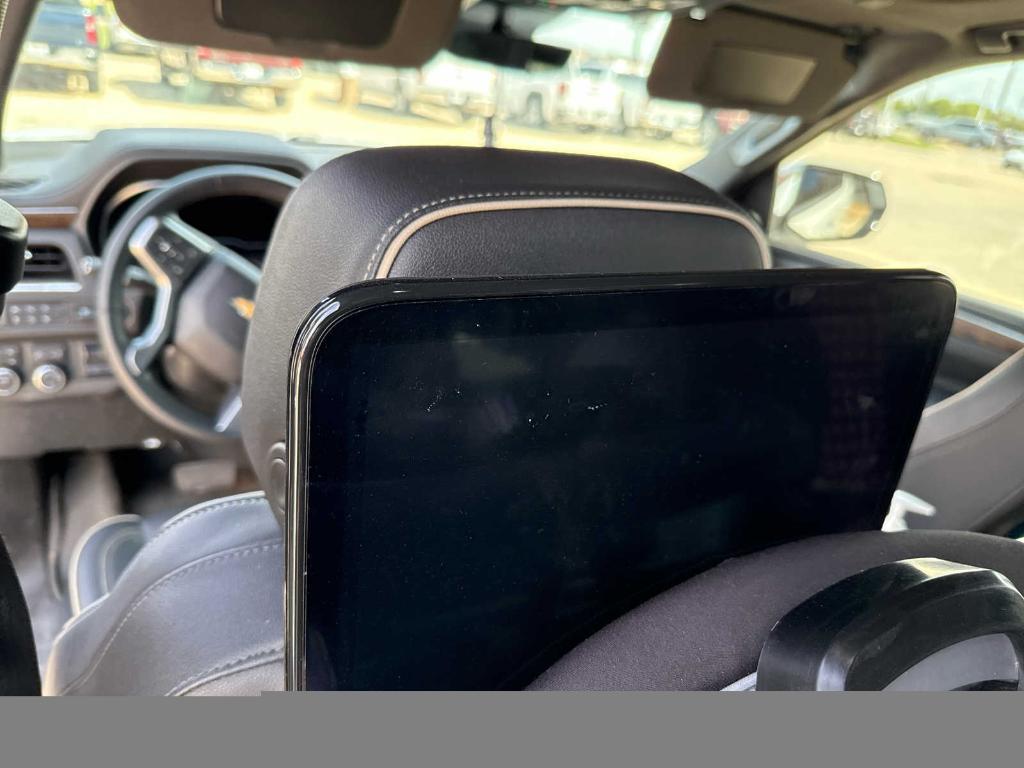 used 2023 Chevrolet Suburban car, priced at $64,624