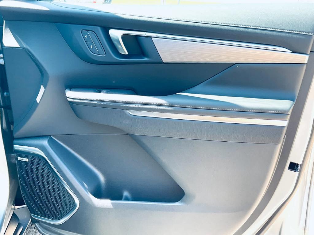 new 2025 Buick Enclave car, priced at $45,870