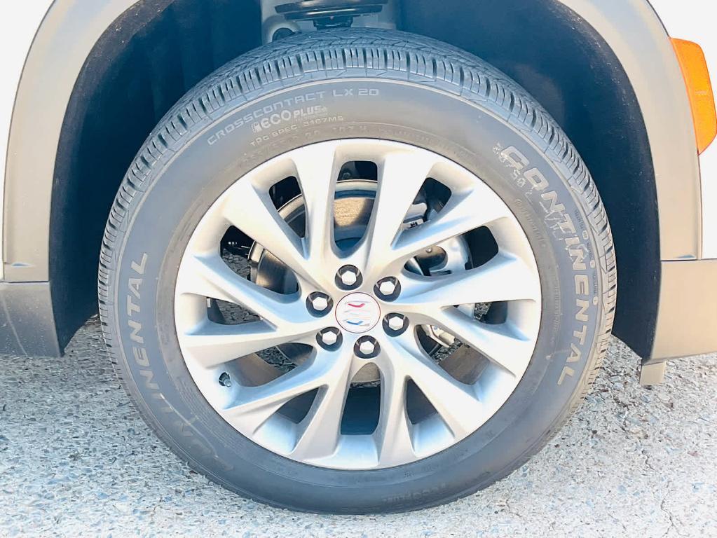 new 2025 Buick Enclave car, priced at $45,870