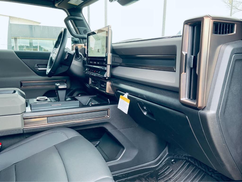 new 2025 GMC HUMMER EV Pickup car, priced at $91,380