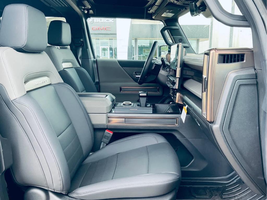 new 2025 GMC HUMMER EV Pickup car, priced at $91,380
