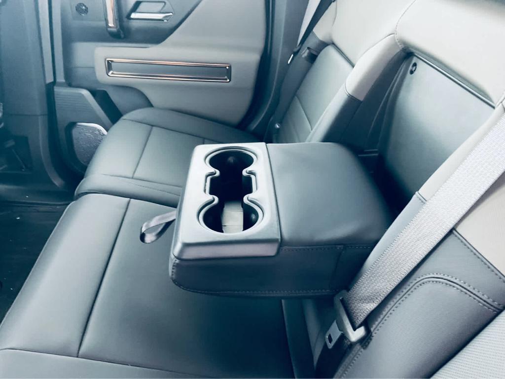 new 2025 GMC HUMMER EV Pickup car, priced at $91,380