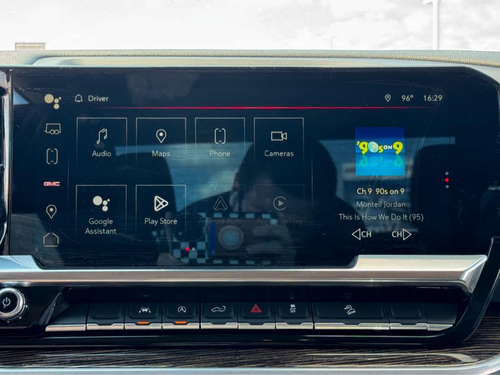 used 2022 GMC Sierra 1500 car, priced at $43,698