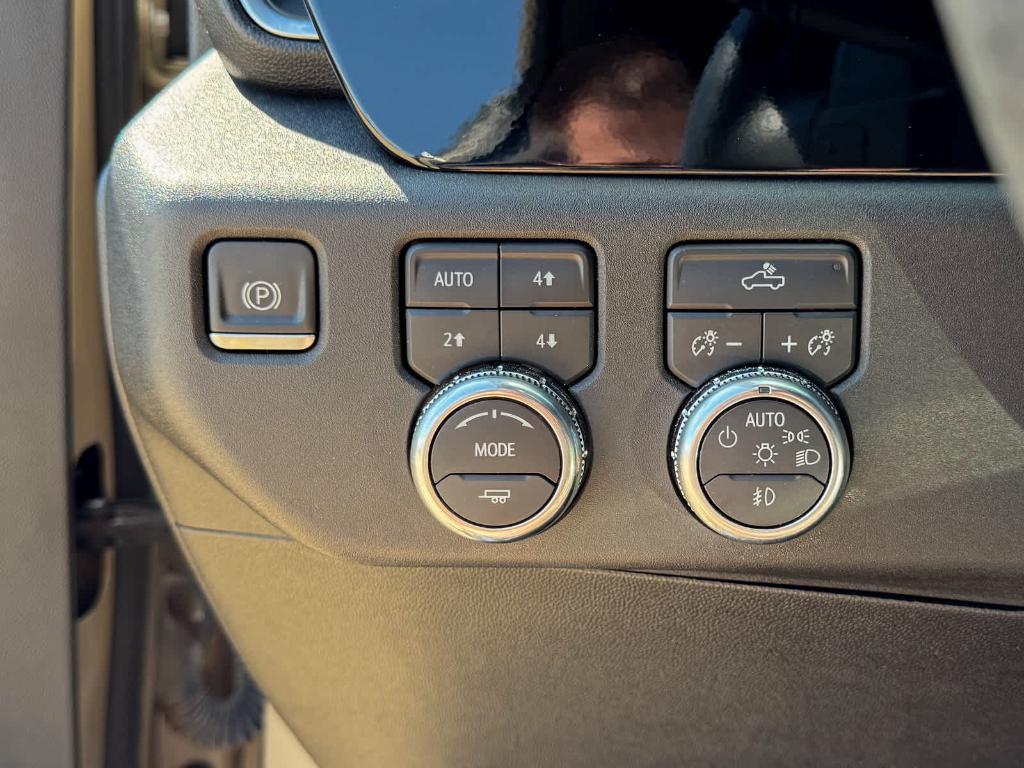 used 2022 GMC Sierra 1500 car, priced at $43,698