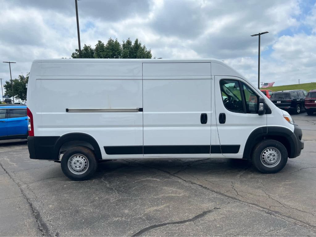 new 2025 Ram ProMaster 2500 car, priced at $49,845