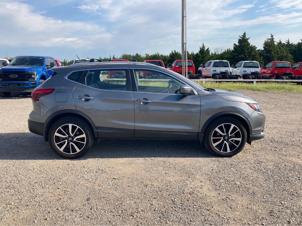 used 2017 Nissan Rogue Sport car, priced at $15,998