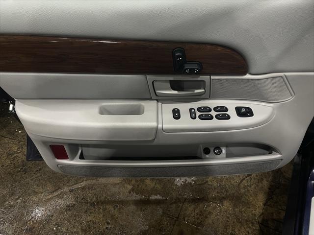 used 2003 Mercury Grand Marquis car, priced at $13,499