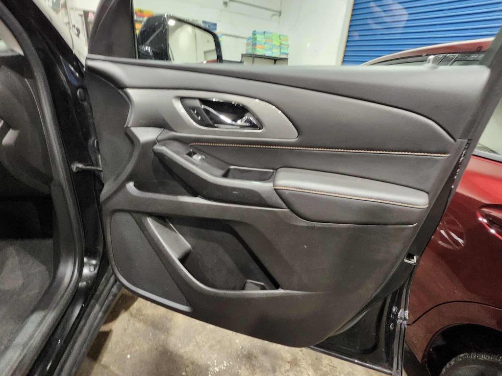 used 2019 Chevrolet Traverse car, priced at $9,999