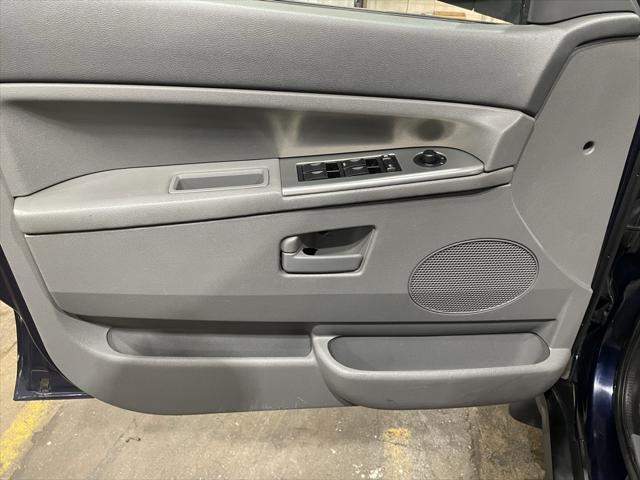 used 2005 Jeep Grand Cherokee car, priced at $4,999
