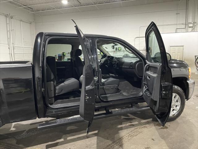 used 2011 Chevrolet Silverado 2500 car, priced at $16,999