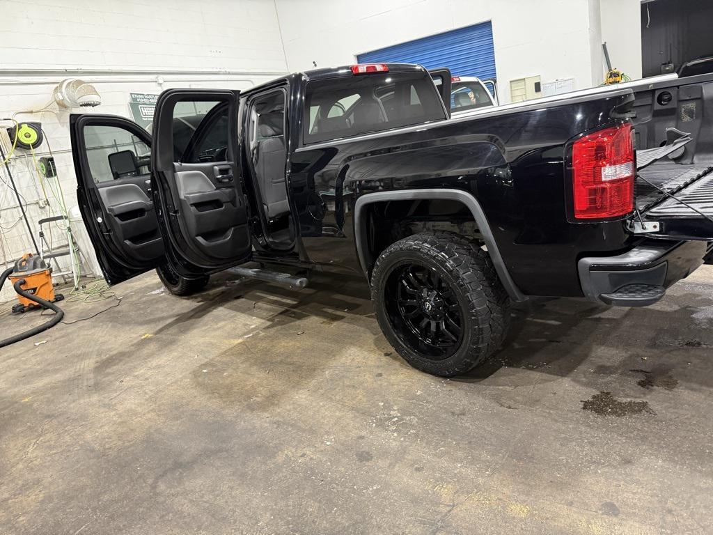 used 2018 GMC Sierra 1500 car, priced at $21,999