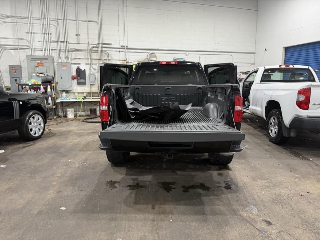 used 2018 GMC Sierra 1500 car, priced at $21,999