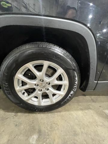 used 2016 Jeep Cherokee car, priced at $9,500