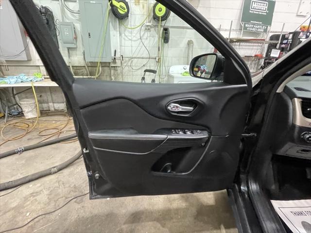 used 2016 Jeep Cherokee car, priced at $9,500
