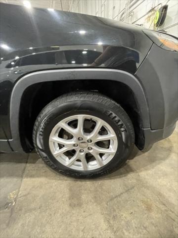 used 2016 Jeep Cherokee car, priced at $9,500