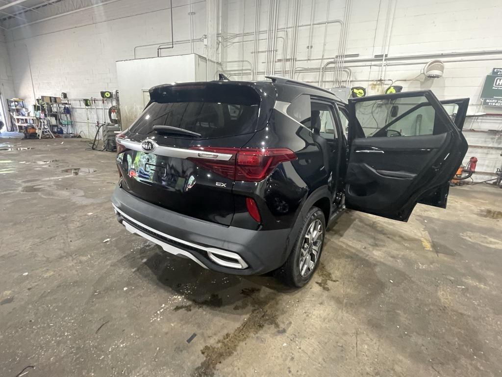 used 2021 Kia Seltos car, priced at $14,999