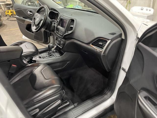 used 2019 Jeep Cherokee car, priced at $12,344