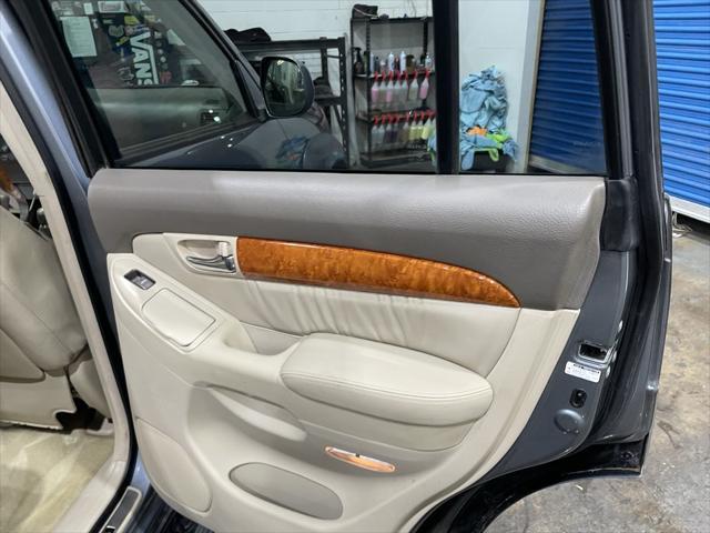 used 2007 Lexus GX 470 car, priced at $9,999