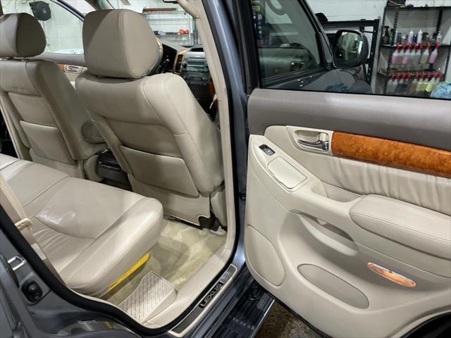 used 2007 Lexus GX 470 car, priced at $9,999
