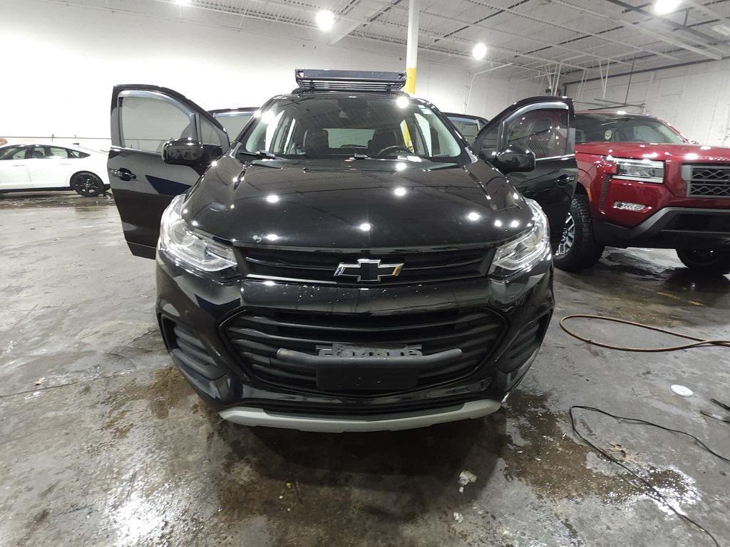 used 2022 Chevrolet Trax car, priced at $14,999