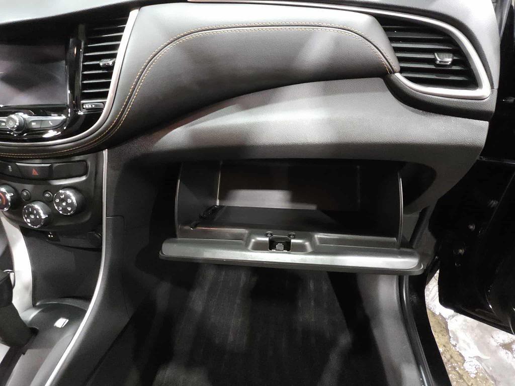 used 2022 Chevrolet Trax car, priced at $14,999