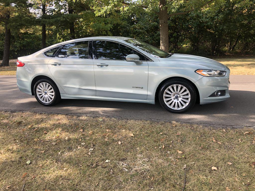 used 2013 Ford Fusion Hybrid car, priced at $5,999