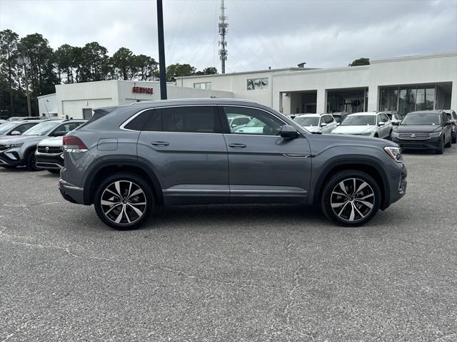 new 2025 Volkswagen Atlas Cross Sport car, priced at $51,346