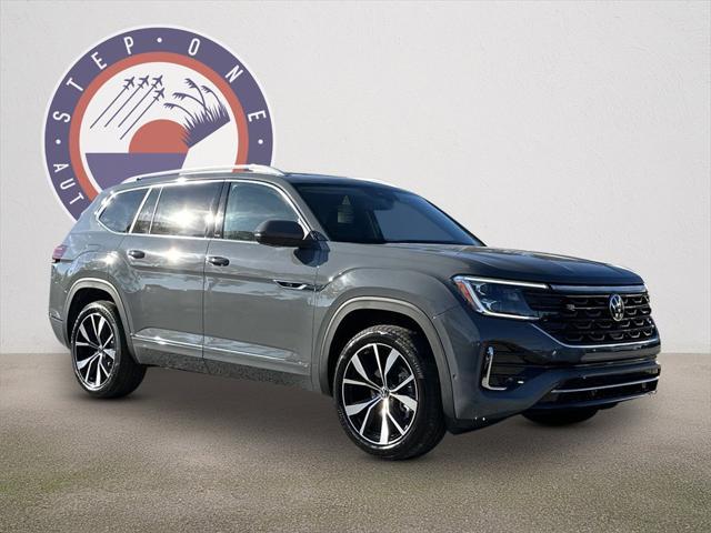 new 2025 Volkswagen Atlas car, priced at $52,577