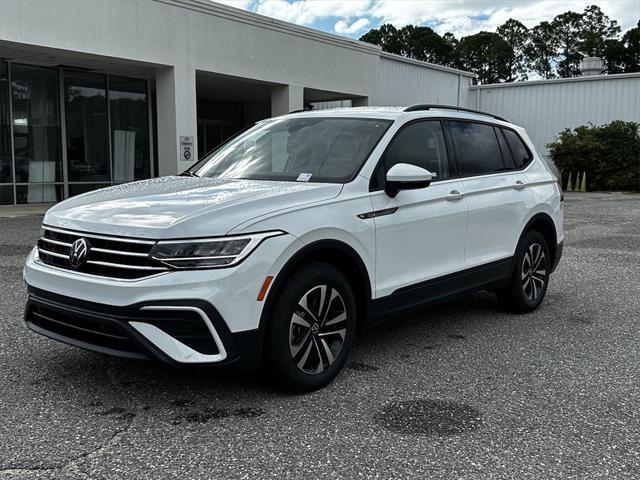 new 2024 Volkswagen Tiguan car, priced at $27,025