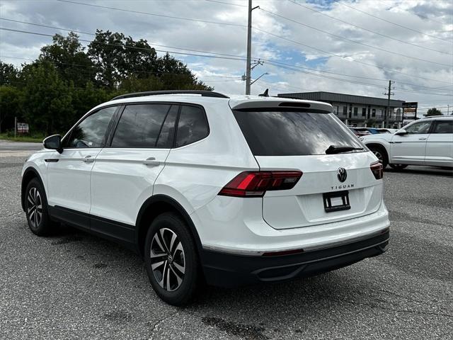 new 2024 Volkswagen Tiguan car, priced at $27,025